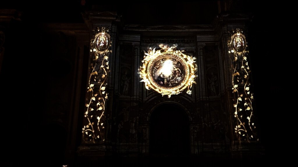 Videomapping de la Encarnación sobre la fachada de la Catedral de Granada